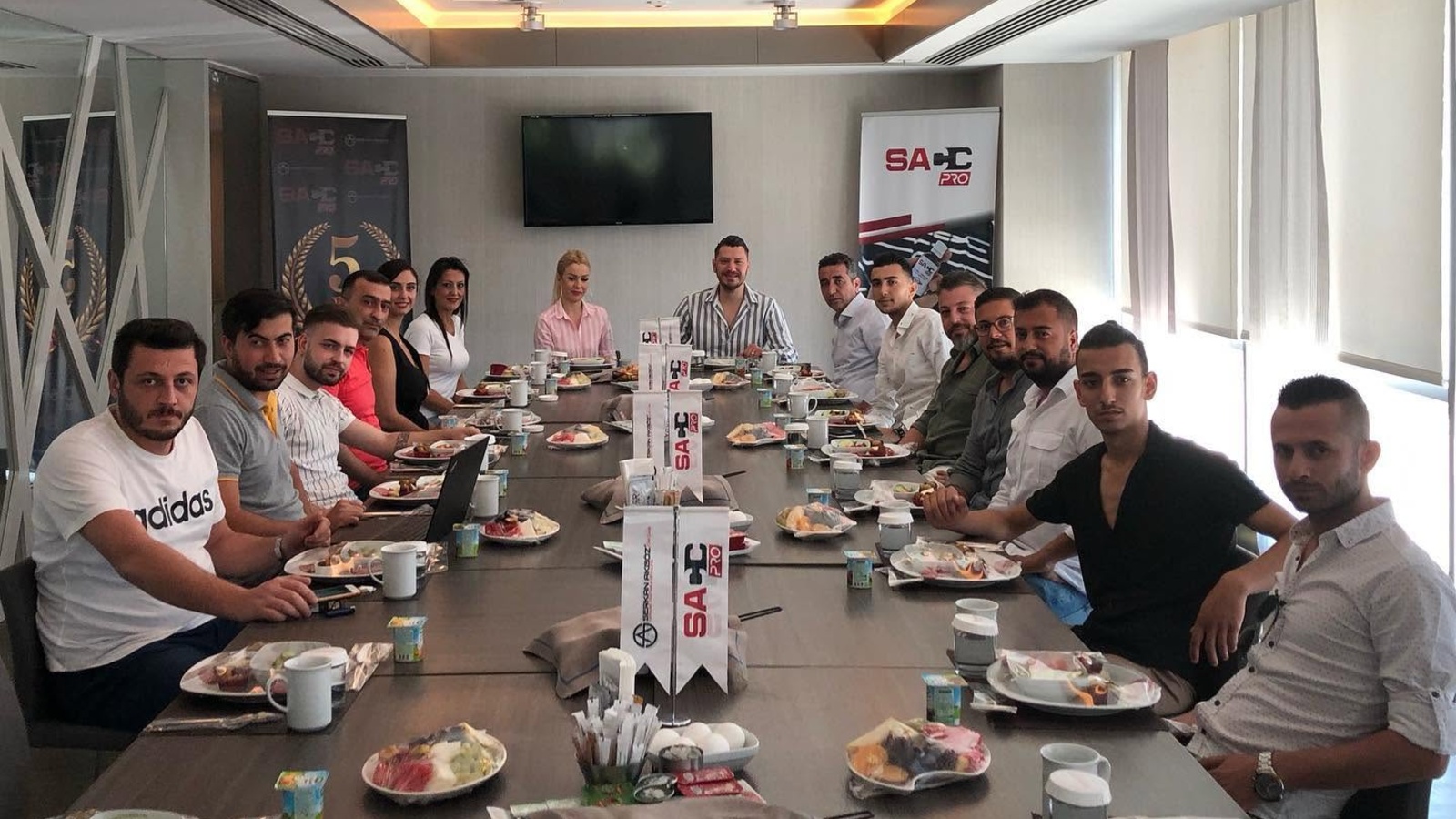 ŞUBELERİMİZLE KAHVALTI BULUŞMASI